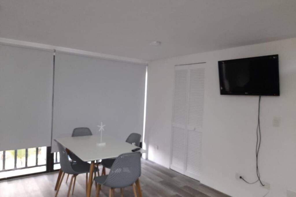 Hermoso Apartamento Duplex En Edif Del Mar Apartment
